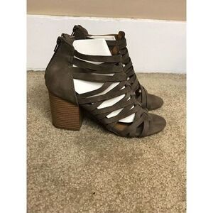 ‎Maurices~New With Tags~Taupe Hadley